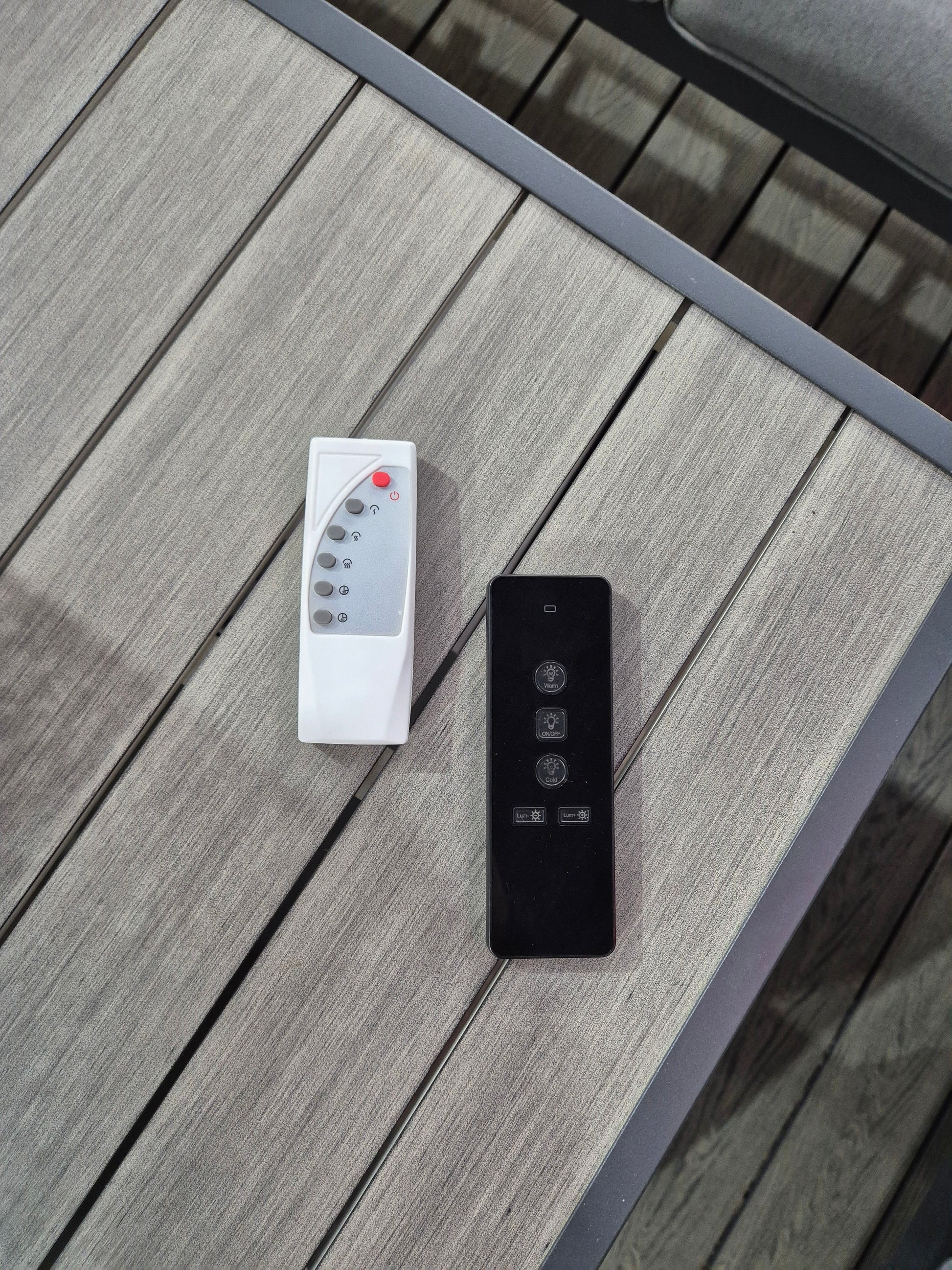 3m x 3m Aluminium Pergola with Retractable Blinds, LED Lighting & Heater